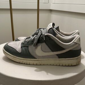 Nike Men's Dark Gray and White Sneakers